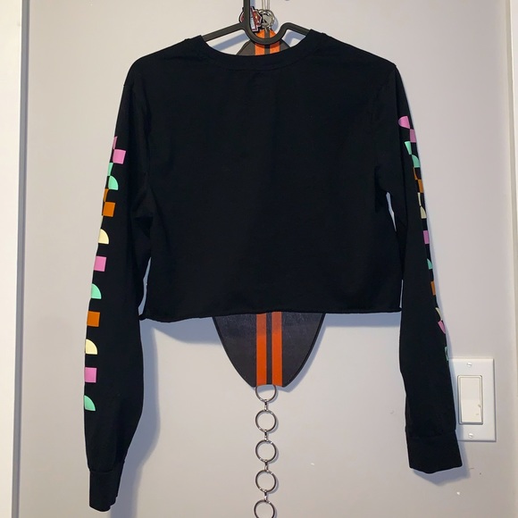 VANS Long Sleeve Crop - Picture 3 of 3